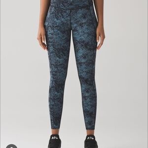 Women's Blue Patterned Leggings